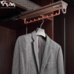 رک سقفی هنگر لباس رنگ موکا قرمز فرنچ استایل فانتونی j904